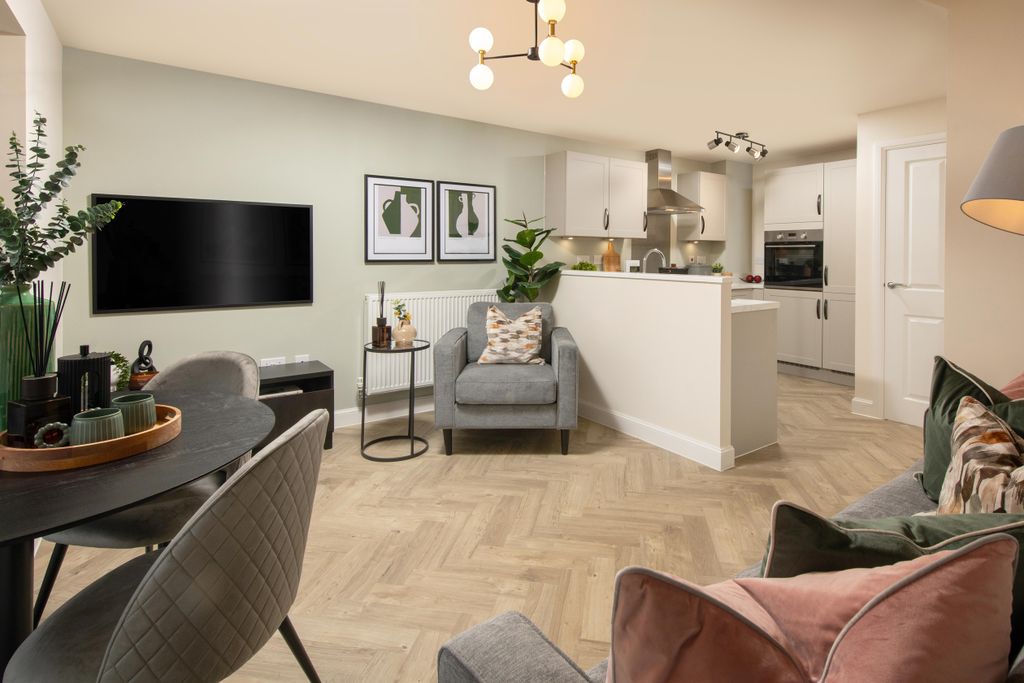 Property photo 2 of 10 Langstone Family Area