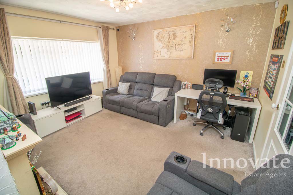 Property photo 3 of 16 Photo 1
