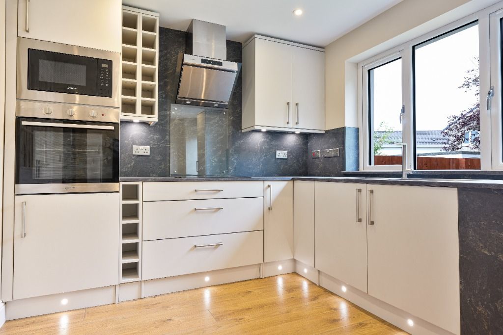 Property photo 2 of 26