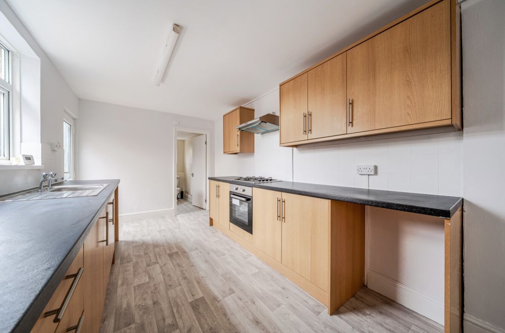 Property photo 2 of 10 1498372(9)