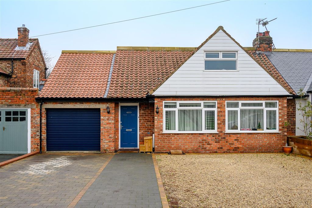 Property photo 1 of 28 External