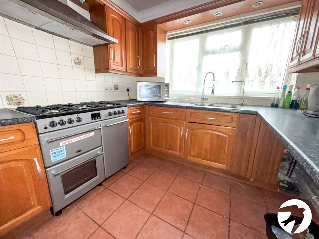 Property photo 2 of 14 Picture No. 12