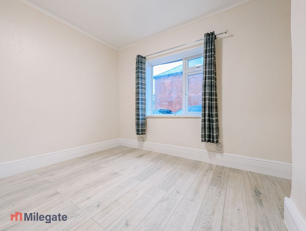 Property photo 2 of 10 Photo 2