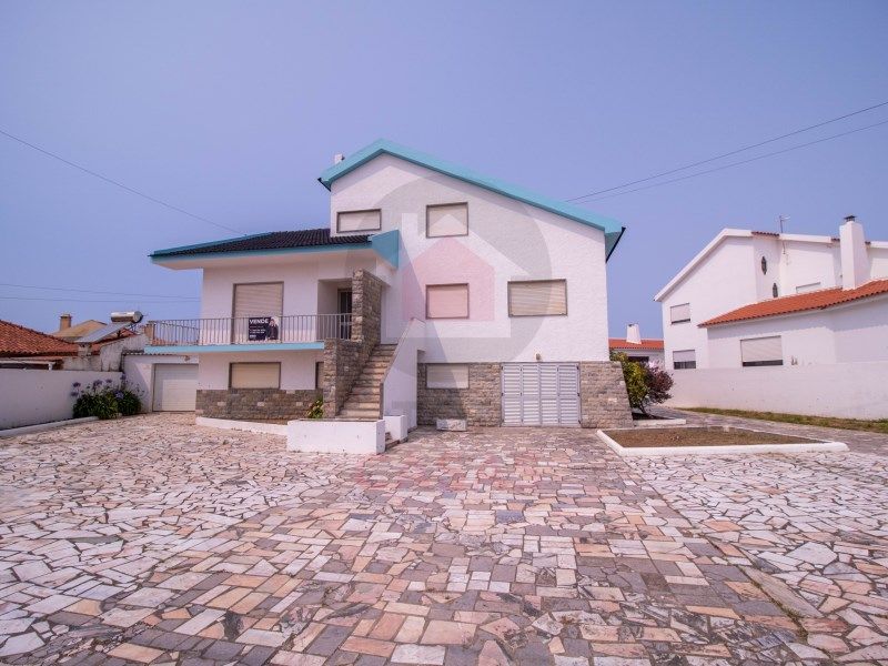Property photo 1 of 47