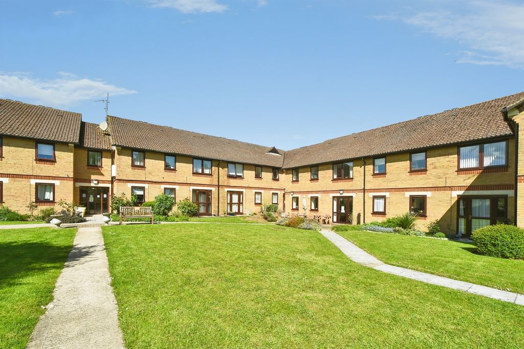 Property photo 1 of 13