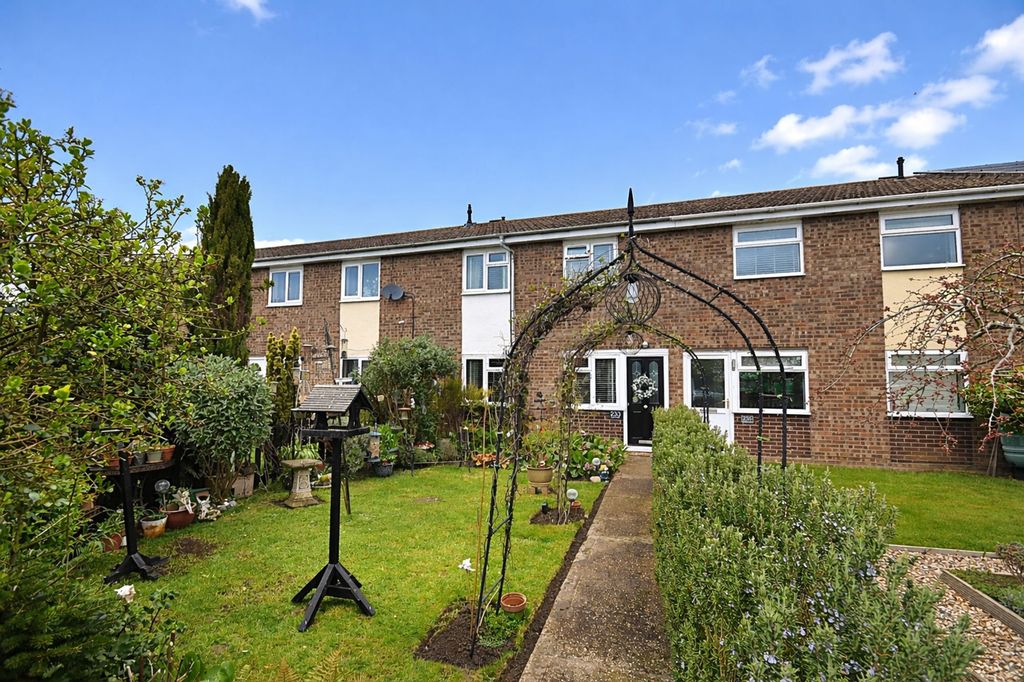 Property photo 1 of 17