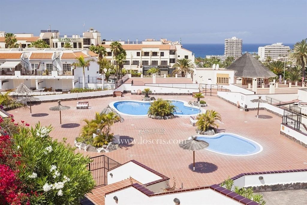 Property photo 1 of 30 One-Bedroom Penthouse In A Desirable Residential Complex