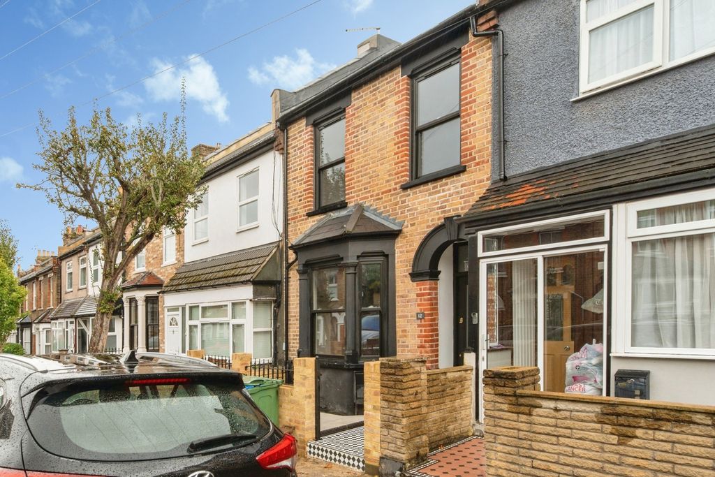 Property photo 1 of 16 Pbox-Img.Jpg