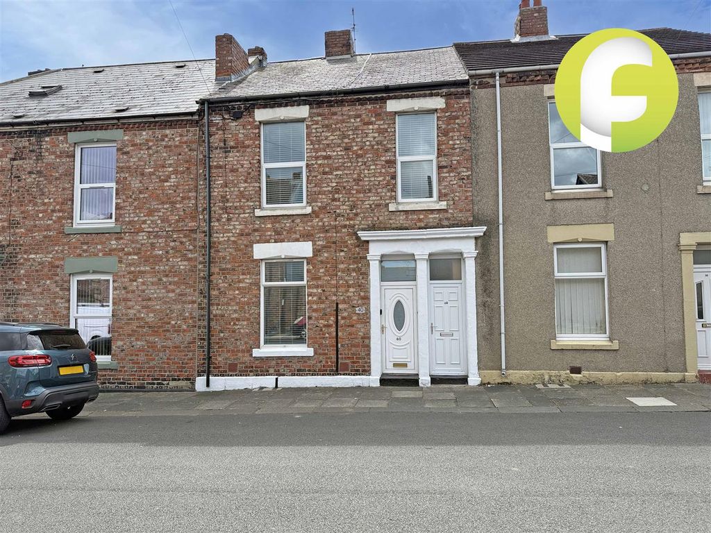 Property photo 1 of 8 Front 2.Jpg