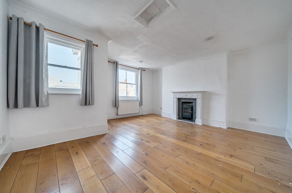 Property photo 2 of 11 1434545-6-69Bd838...