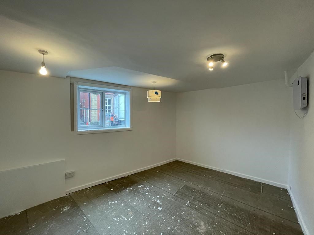 Property photo 2 of 8 62-Hr-2.Jpg