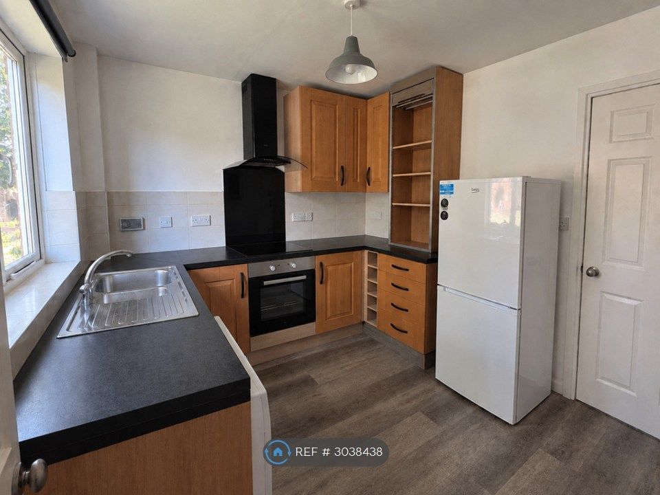 Property photo 3 of 9