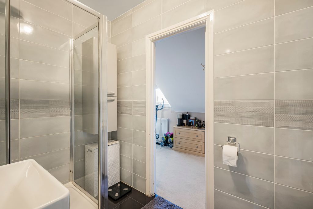 Additional image 28 of 5 bed semi-detached house for saleDryden Road, Enfield EN1