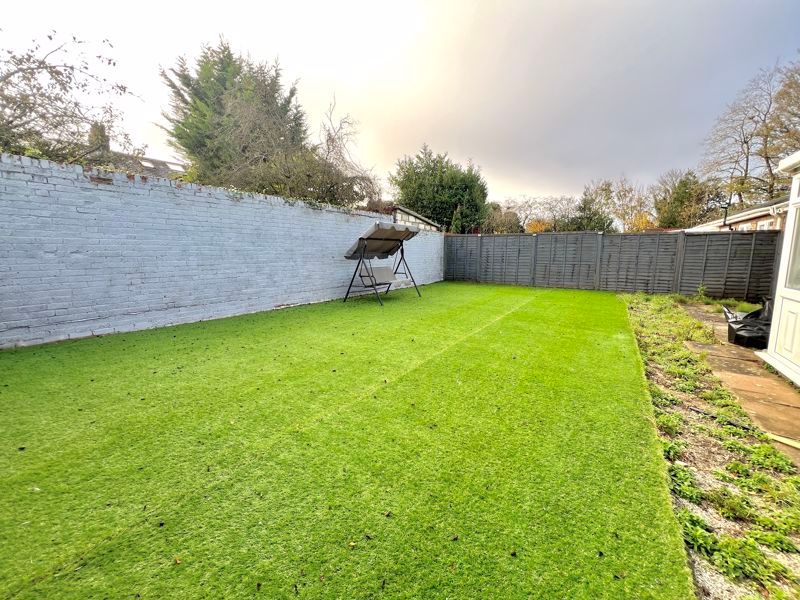 Property photo 3 of 19 Garden