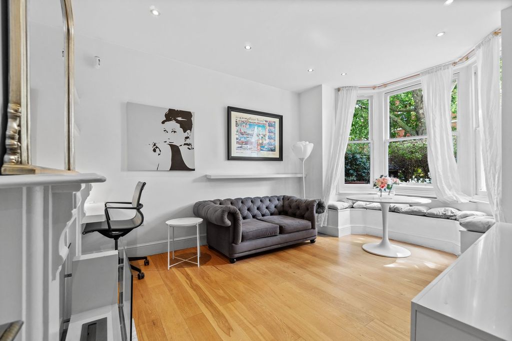 Property photo 1 of 19