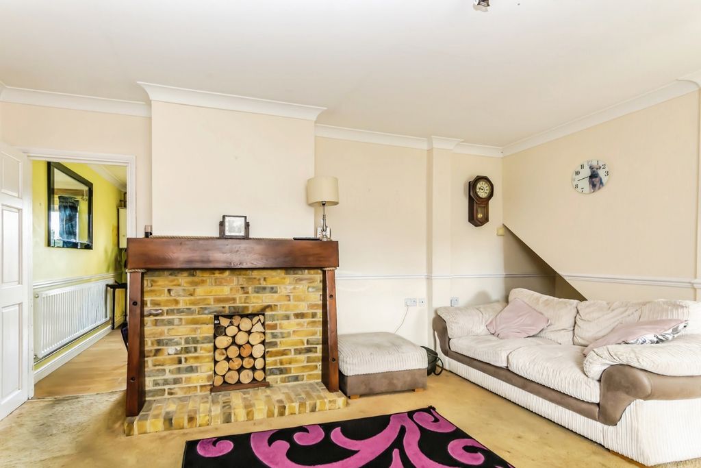 Property photo 3 of 16 Pbox-Img.Jpg