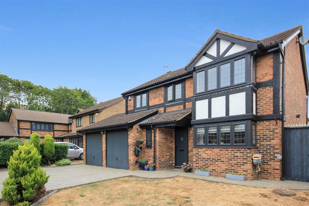 Property photo 1 of 27 Front 2.Jpg