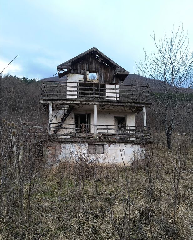 Property photo 1 of 7