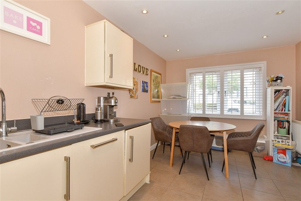 Property photo 2 of 10 Kitchen/ Diner