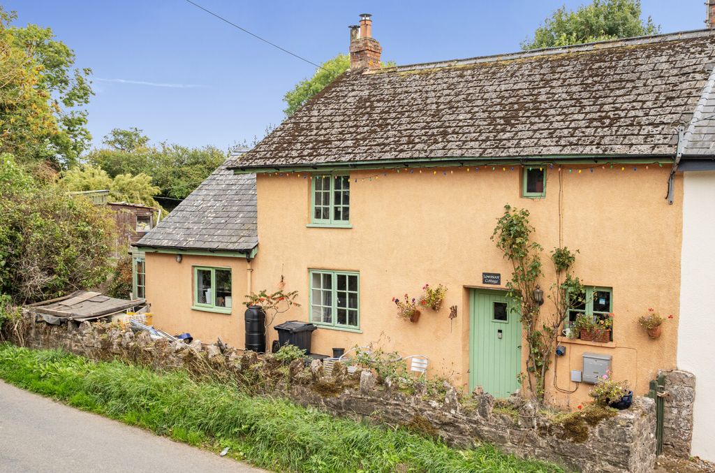 Property photo 1 of 22