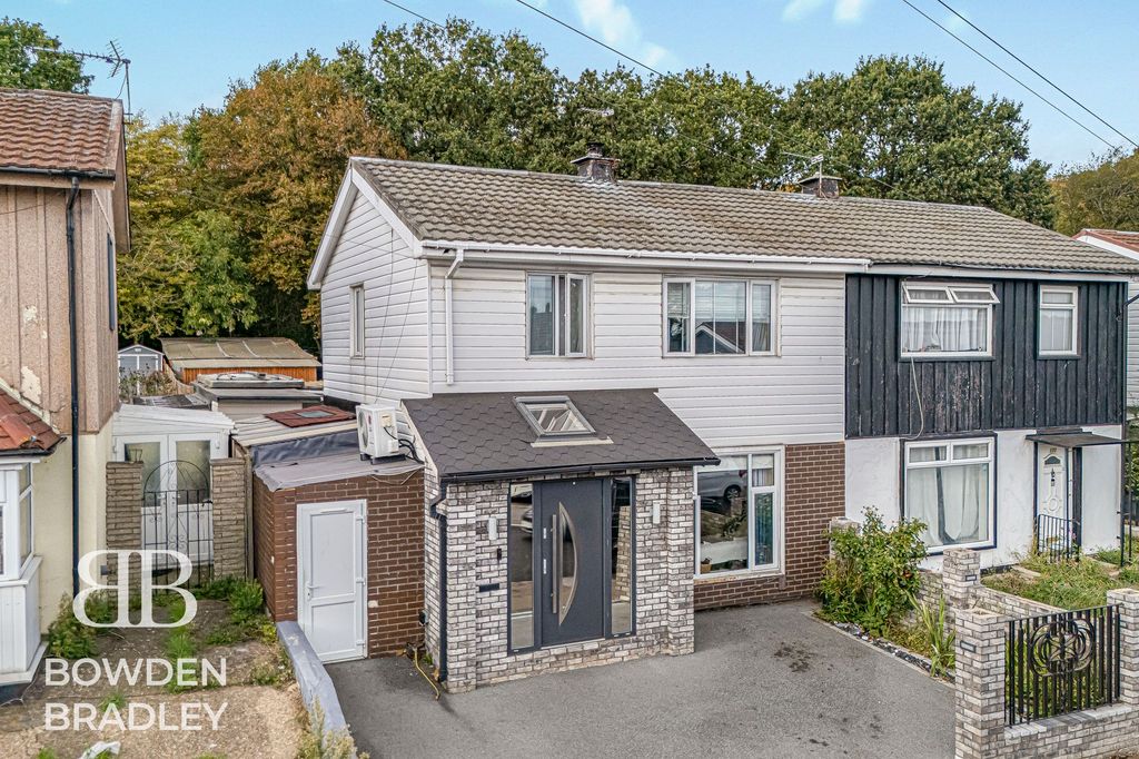 Property photo 1 of 35