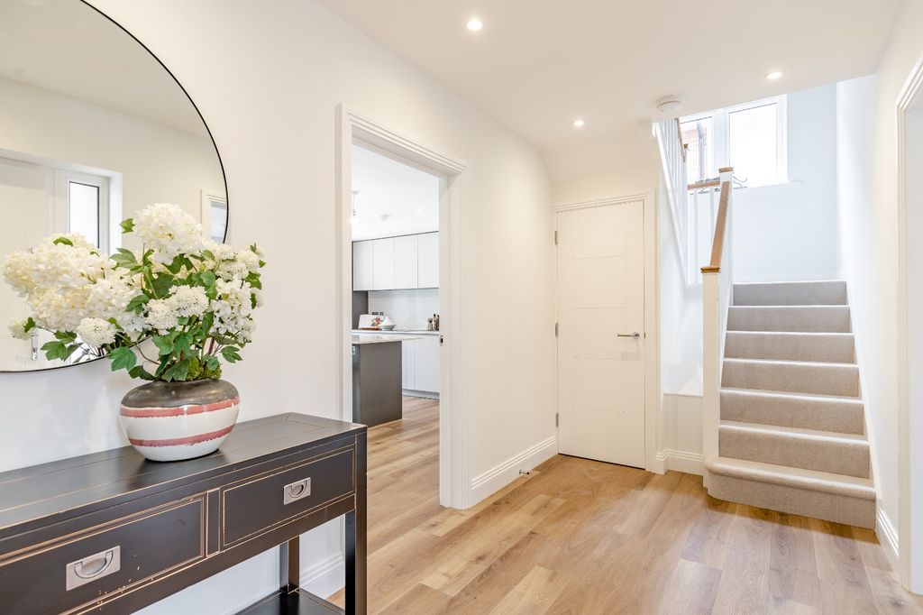 Property photo 2 of 12 Picture No. 46