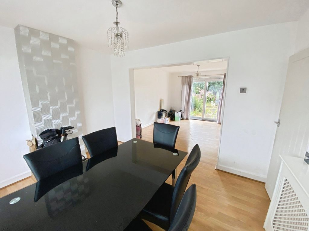 Property photo 3 of 14 Picture No. 05