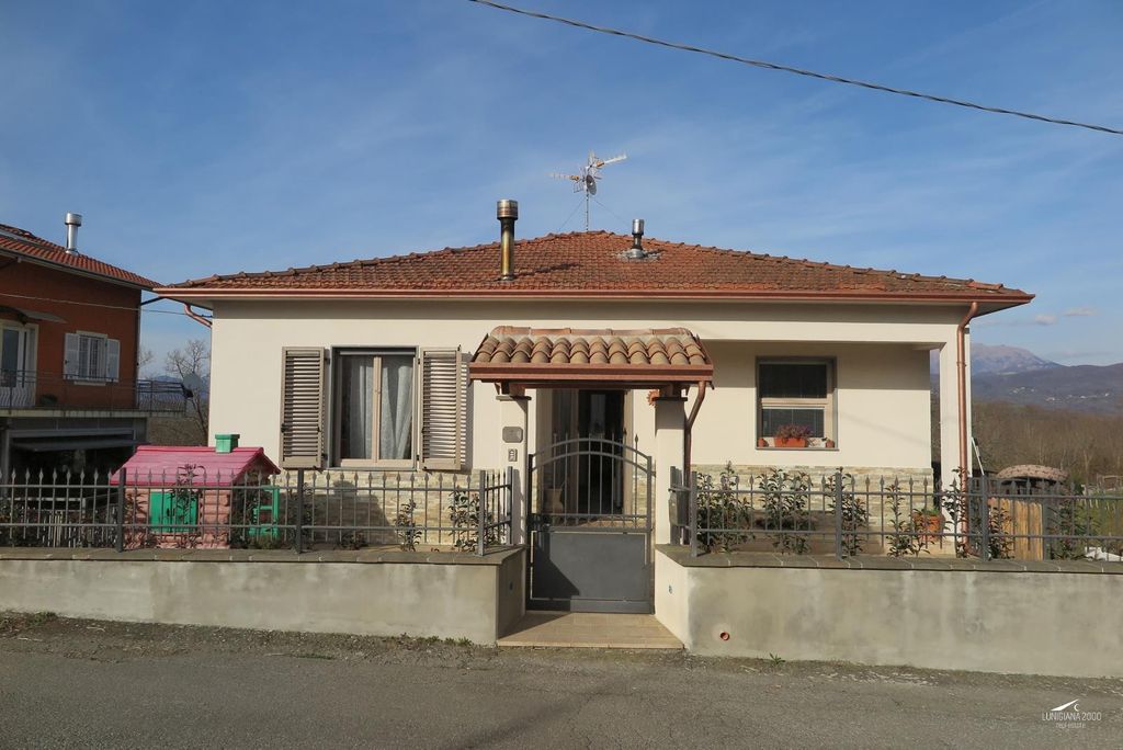 Property photo 1 of 38