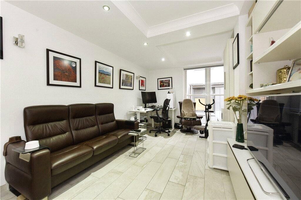 Property photo 3 of 8 Picture No. 08