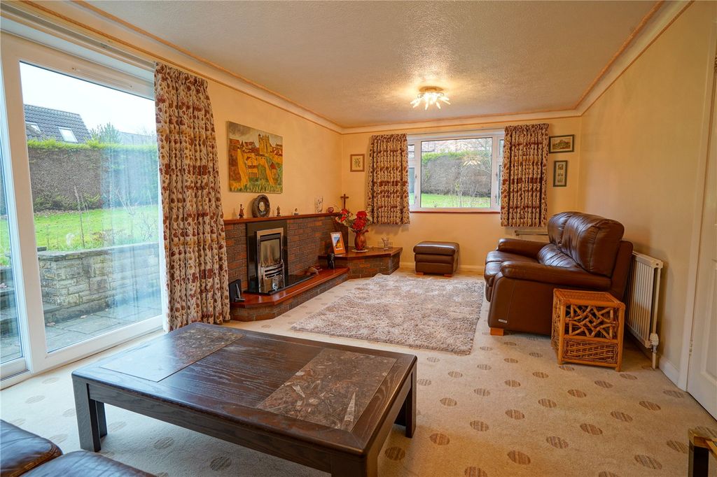 Property photo 3 of 18 Picture No. 09