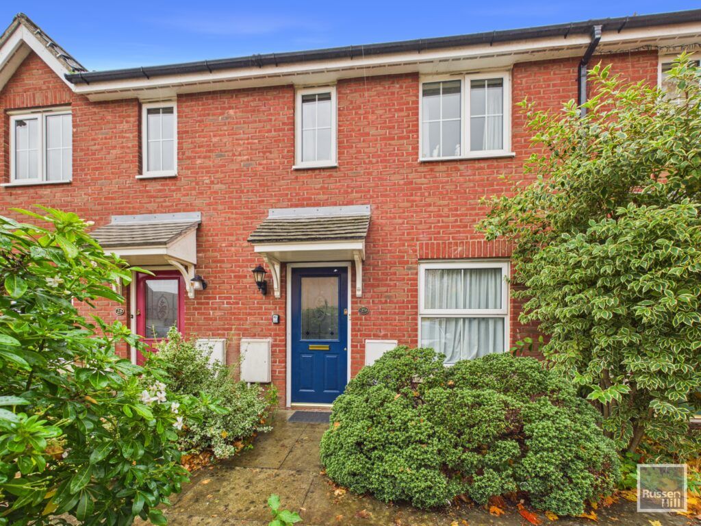 Property photo 1 of 12