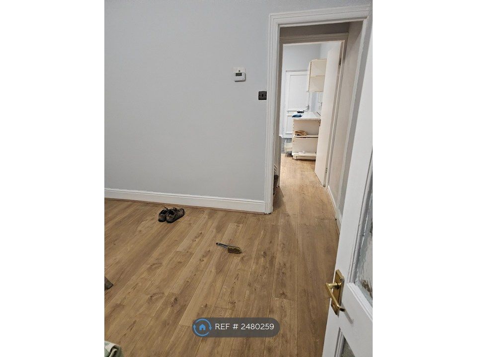 Property photo 3 of 25