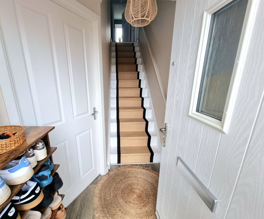 Property photo 2 of 34 Hallway