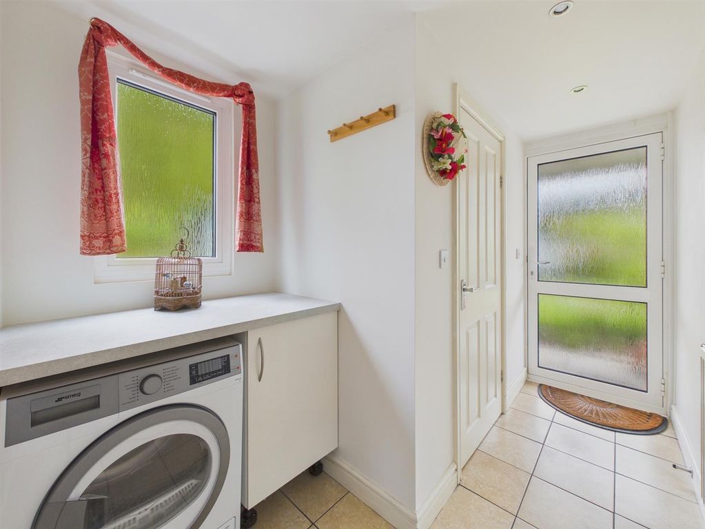 Additional image 16 of 5 bed detached house for saleRhydd Close, Barnards Green, Malvern WR14