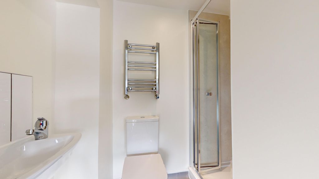 Property photo 2 of 7 Flat 1 Room 6B