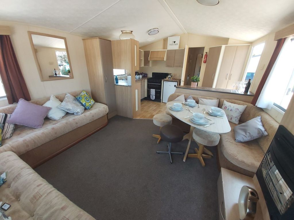 Property photo 1 of 15 Willerby Rio Gold 2011 Car0028718 106229530.Jpeg