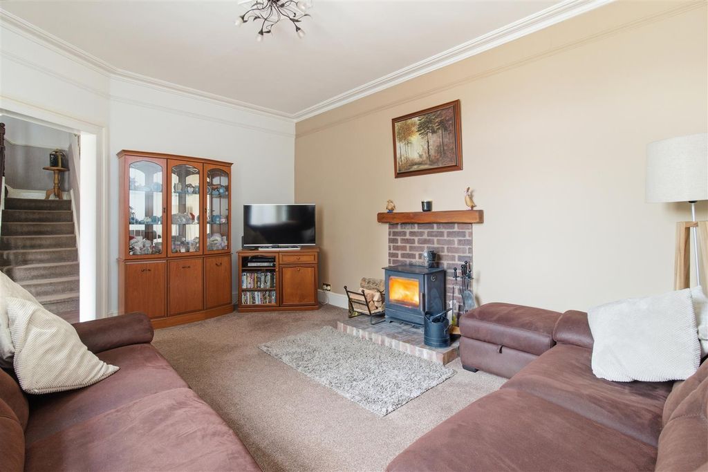Property photo 3 of 35 3 The Ferns_Internal (31).Jpg