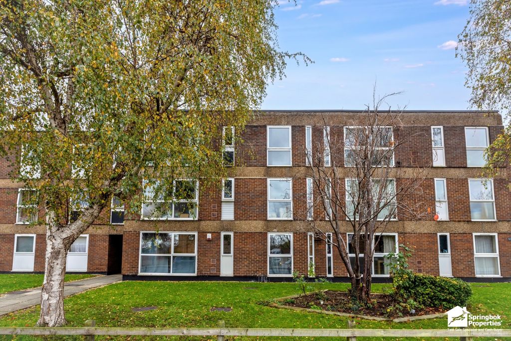 Property photo 1 of 10 Front View