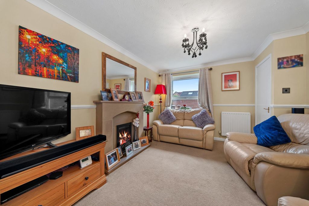 Property photo 3 of 29