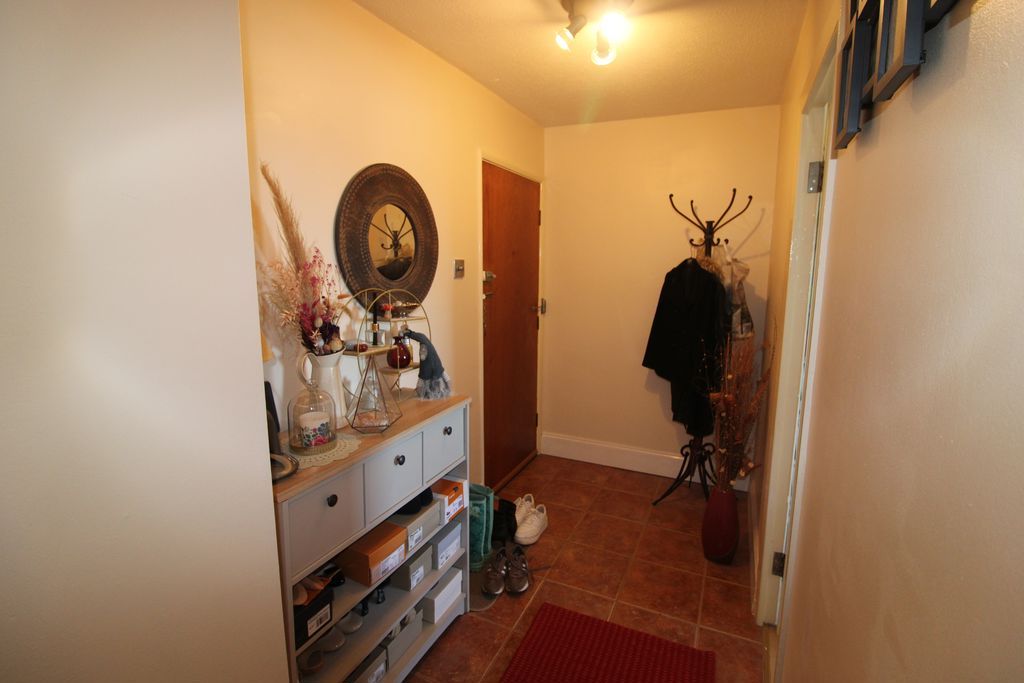 Property photo 2 of 14 Photo 13