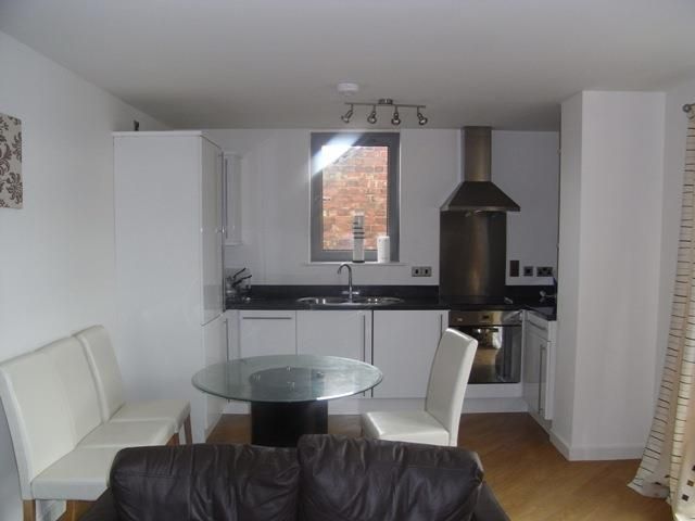 Property photo 1 of 4 9 Vincent House - Lounge Kitchendiner.Jpg