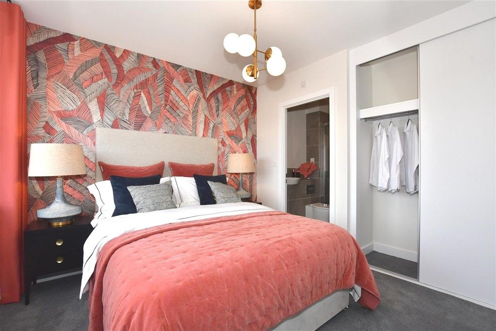 Property photo 1 of 7 Bedroom 1