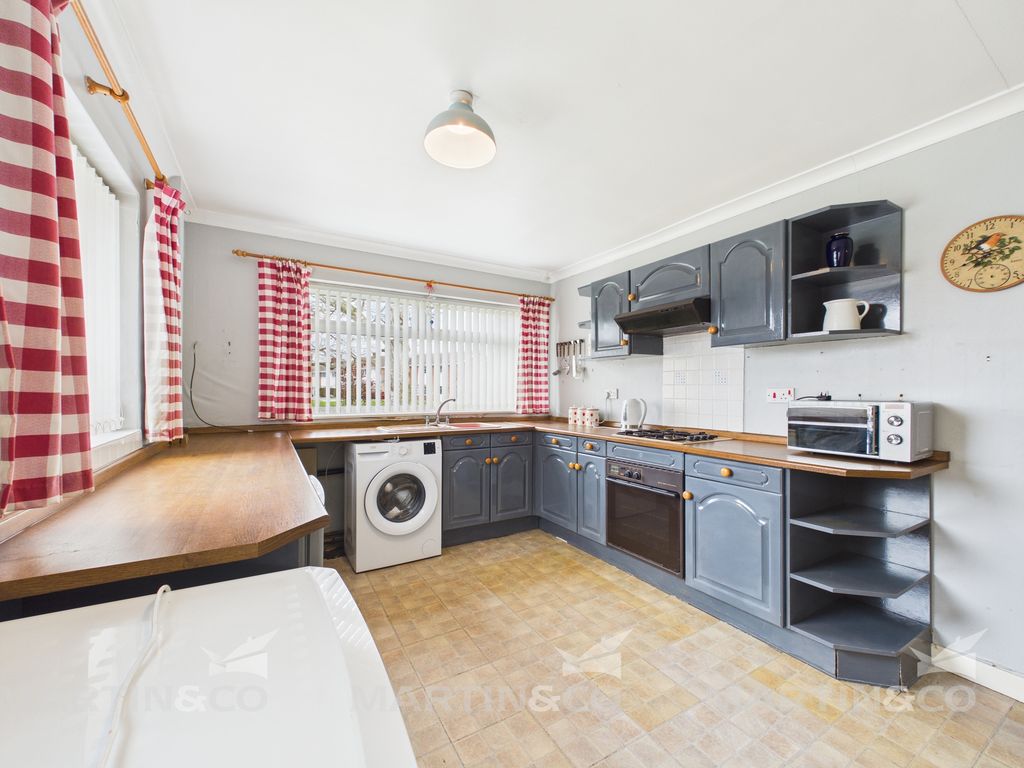 Property photo 2 of 19 Cam02406G0-Pr0592-Still009