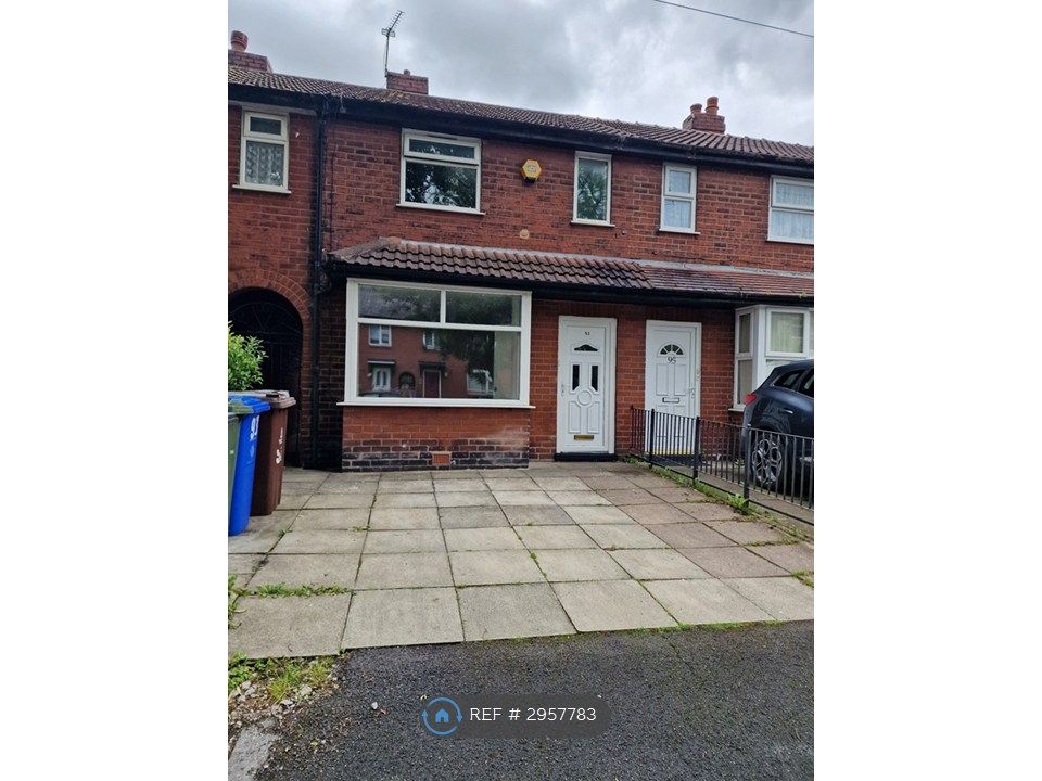 Property photo 1 of 15 House