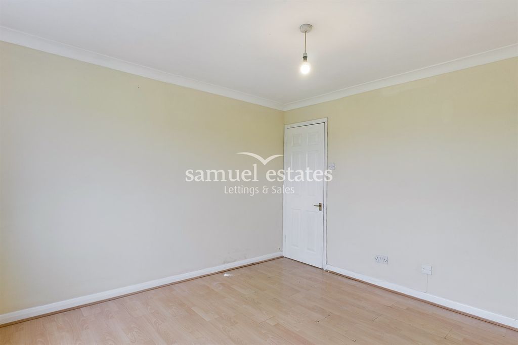 Property photo 2 of 8 Living Room