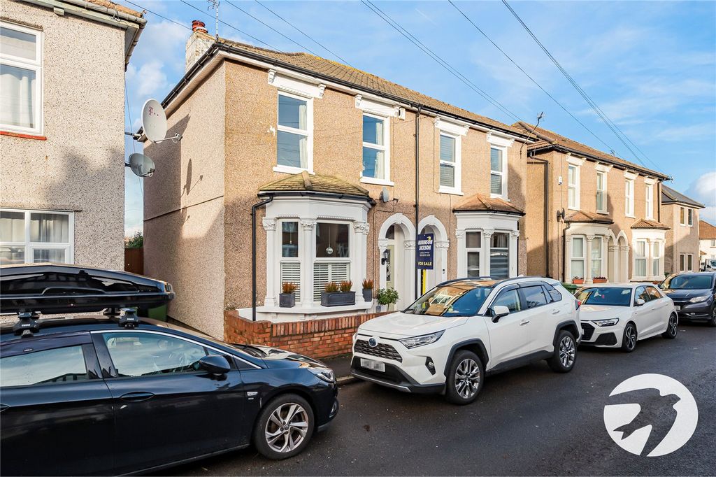 Property photo 1 of 20 External