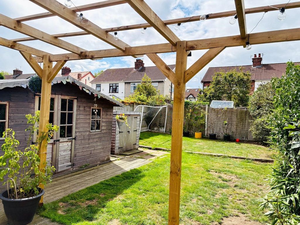 Property photo 2 of 20 Picture No. 22