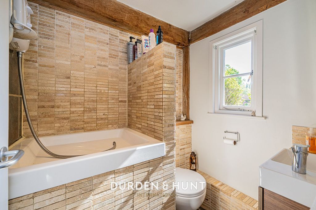 Additional image 16 of 5 bed detached house for saleCoopersale Street, Epping CM16