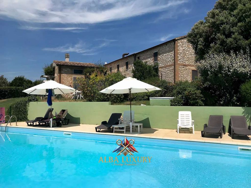 Property photo 1 of 25