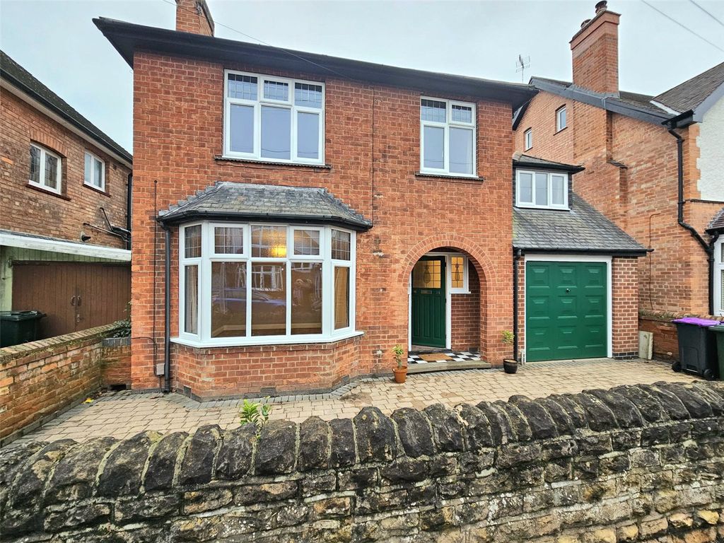 Property photo 1 of 17 Picture No. 13